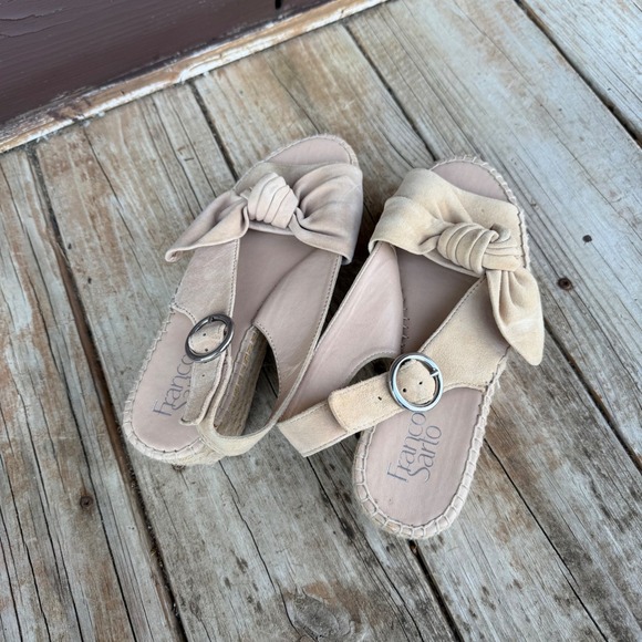 Franco Sarto Pirouette Wedge Sandals 8M Tan Suede Bow Espadrille Slingback - Picture 7 of 9